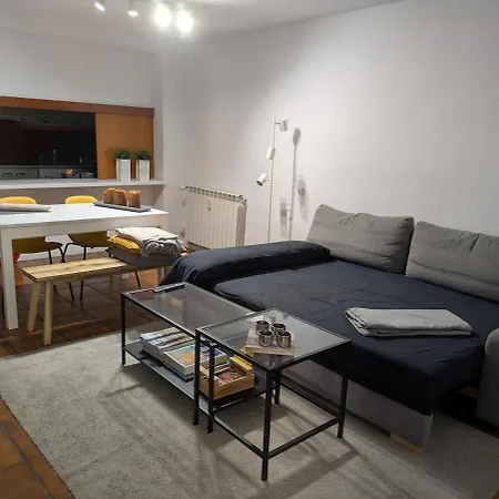 Encantador Con Garaje Apartman *