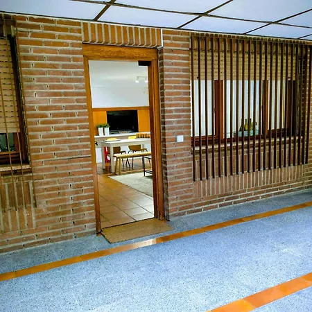 아파트 Encantador Con Garaje