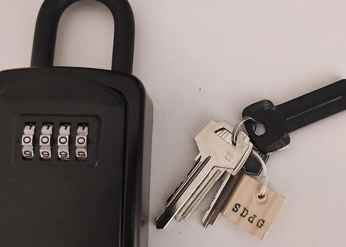 Encantador Con Garaje 아파트