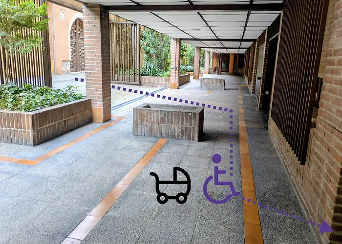 Encantador Con Garaje * 바야돌리드